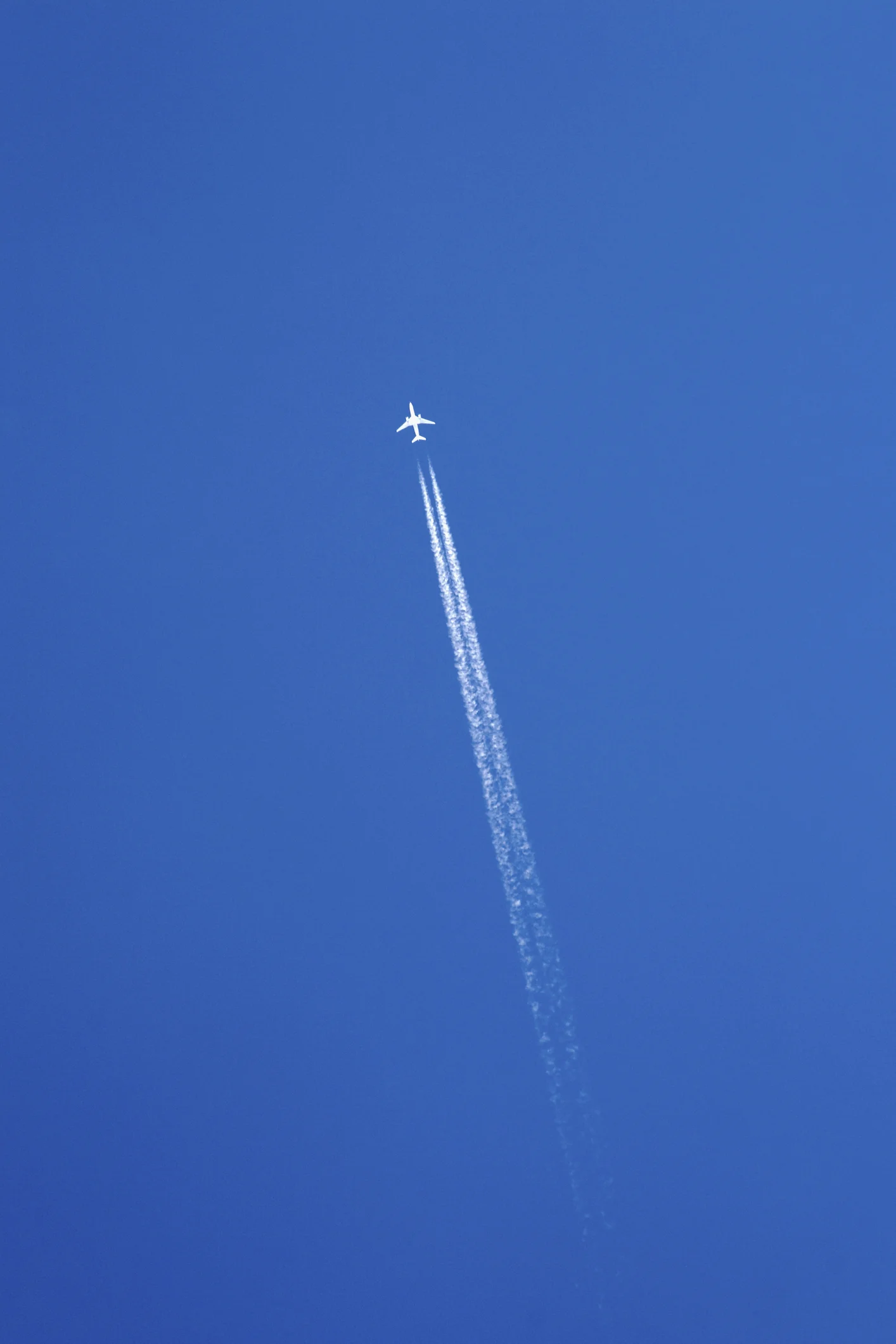 Durante vuelo, piloto pide a pasajeros mirar por la ventana para ser testigos de algo único
