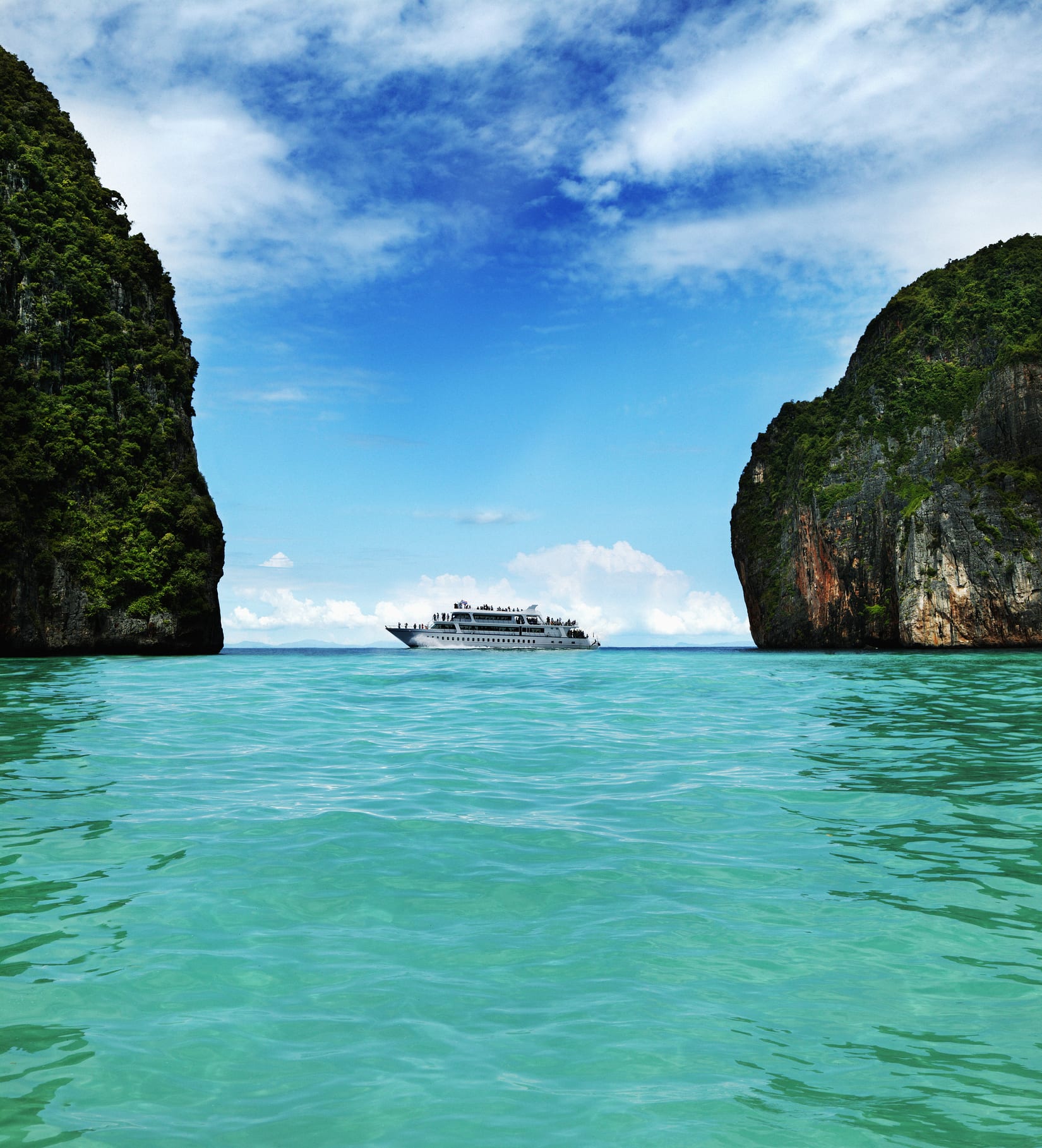 Aussie cruise ship Covid outbreak