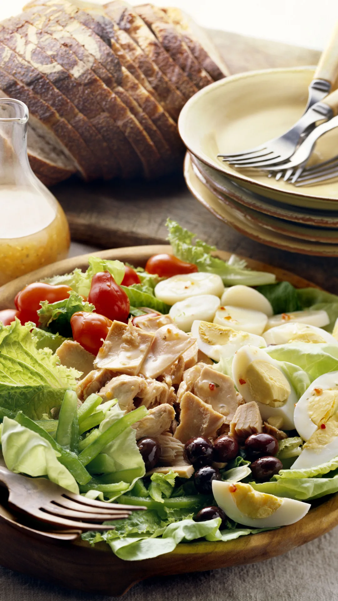 Prepara una saludable y rápida ensalada de atún con garbanzo, te encantará para la semana