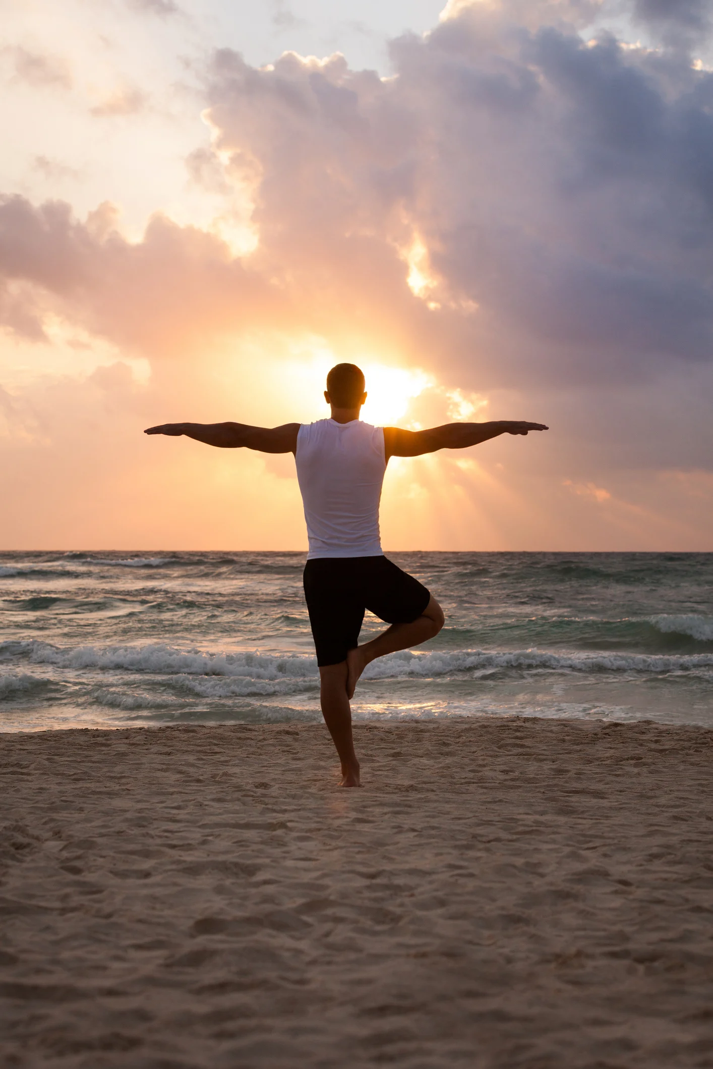 Haz estos ejercicios cada mañana al despertar y mejora tu salud