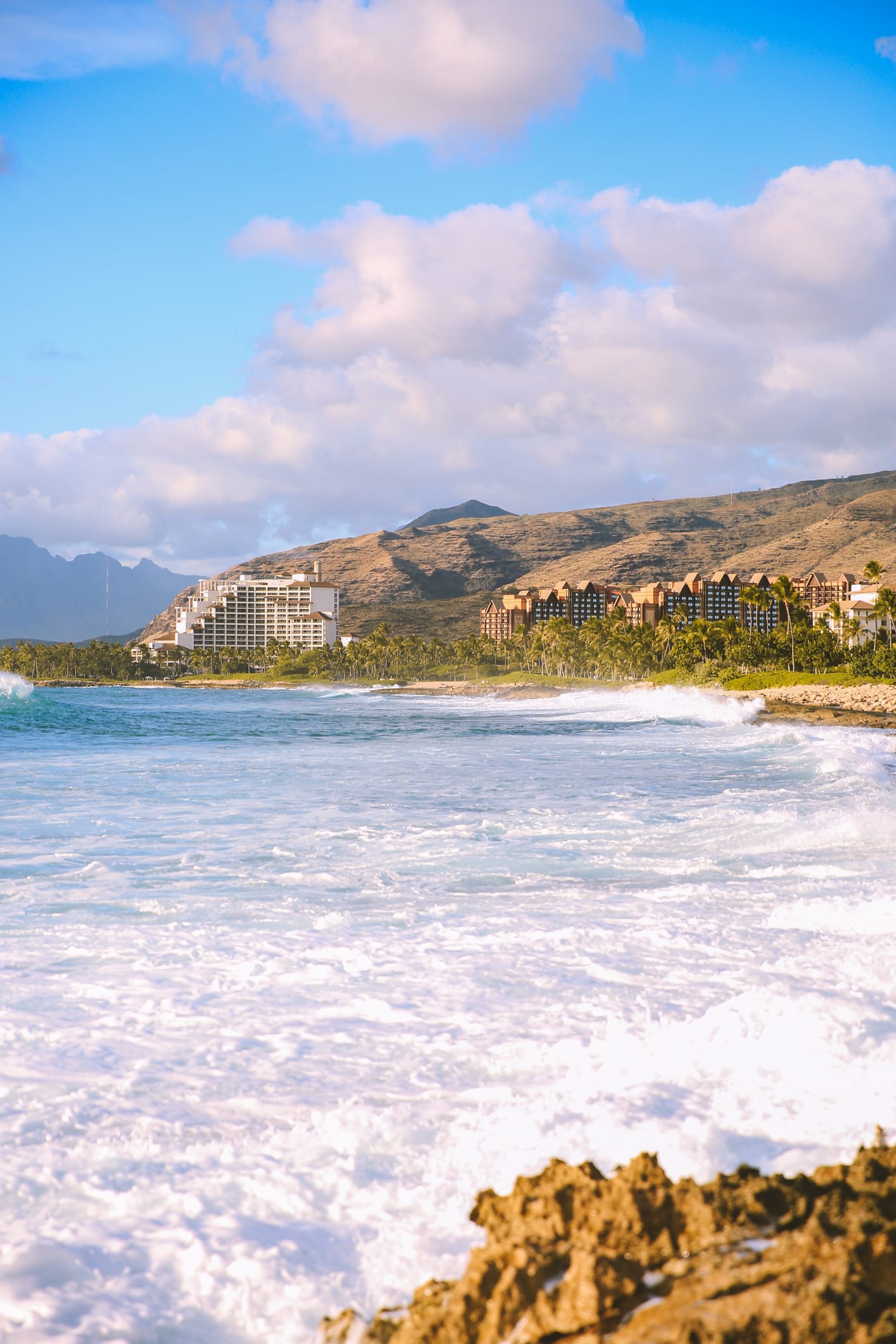 I live on Oahu and these are the 9 best places to stay if you're looking for pure paradise