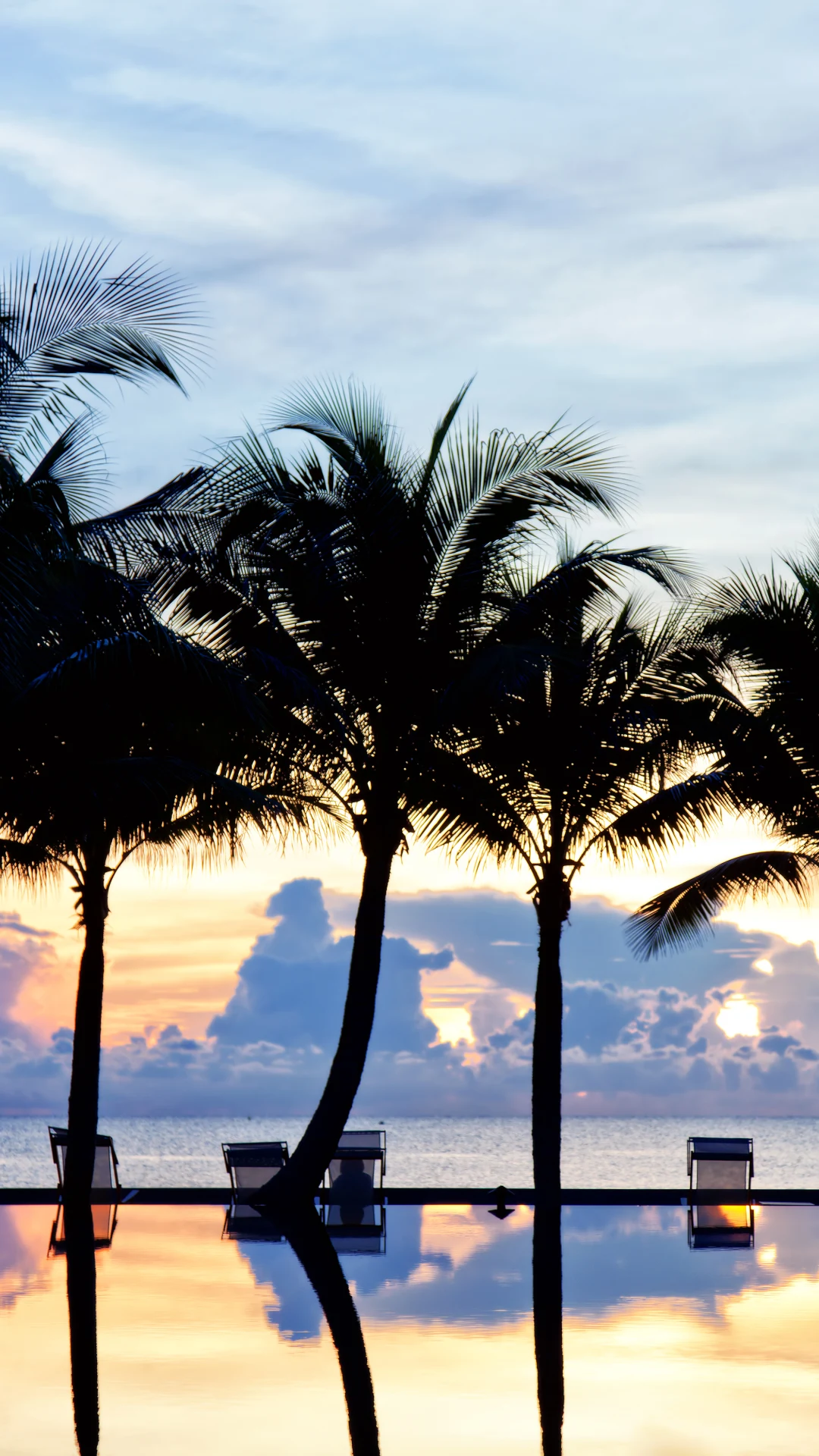 7 of the most incredible infinity pools around the world