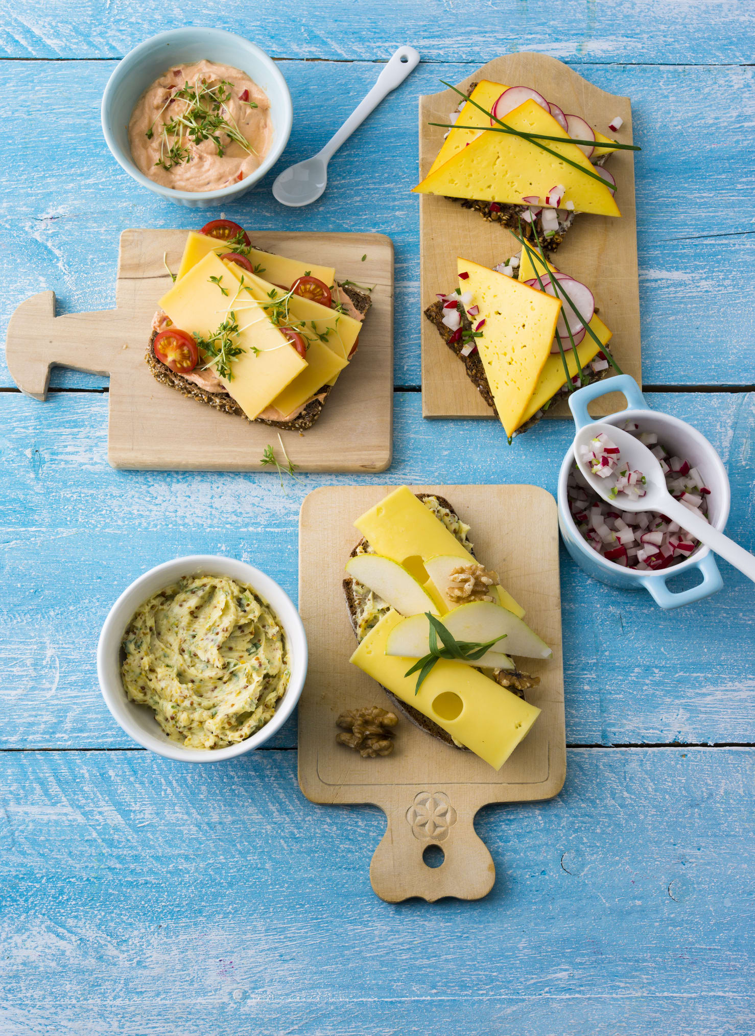 Aussie cheese maker fined $9000 over SMELLY ODOUR