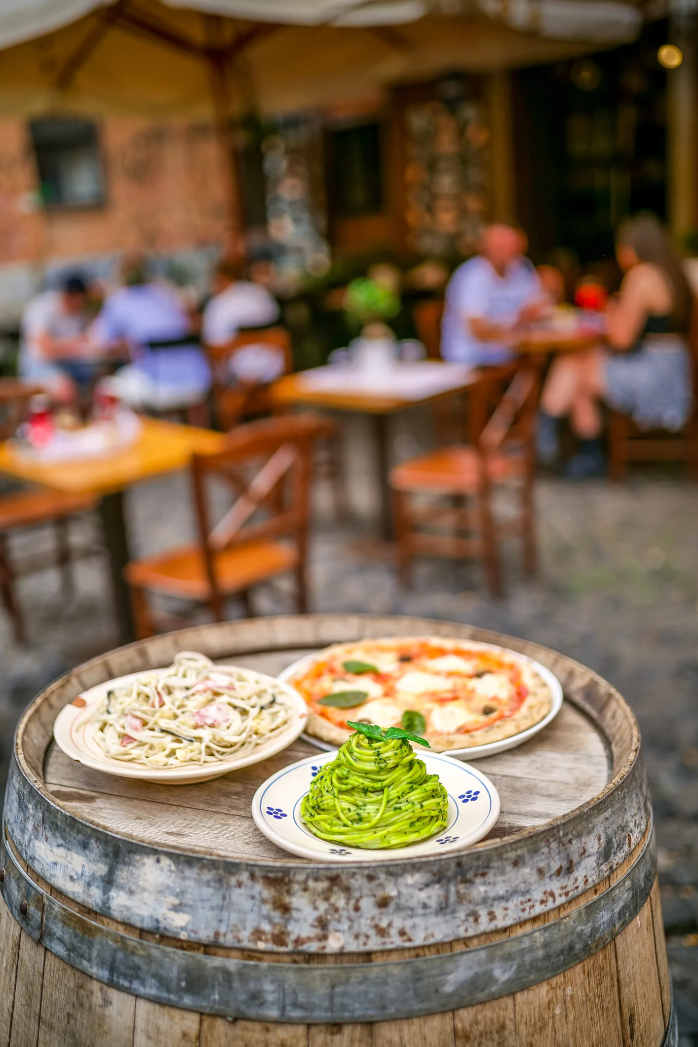 I've lived in Rome for 2 decades — here are 11 places that I think have the best food in the city