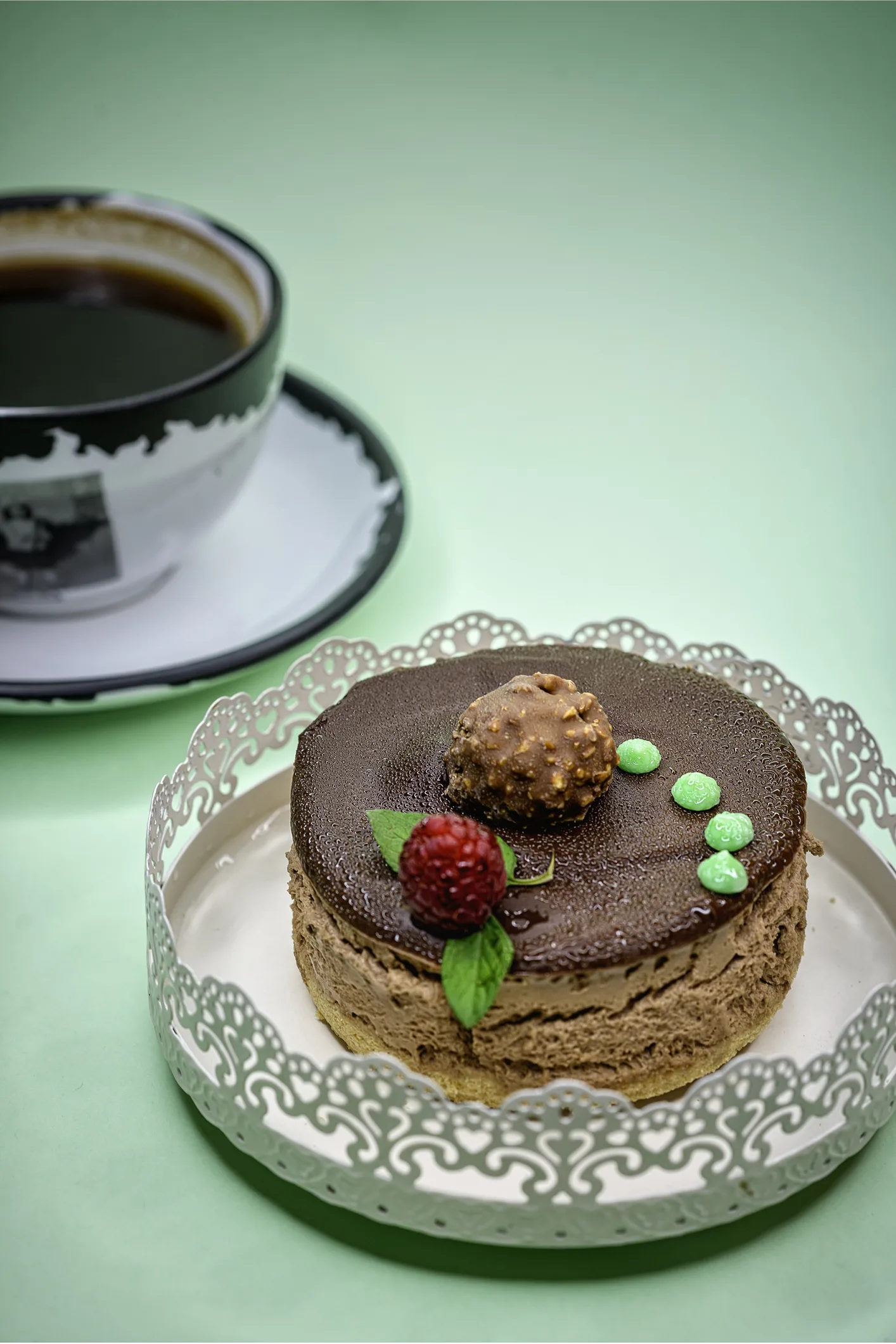 No-bake chocolate cheesecake