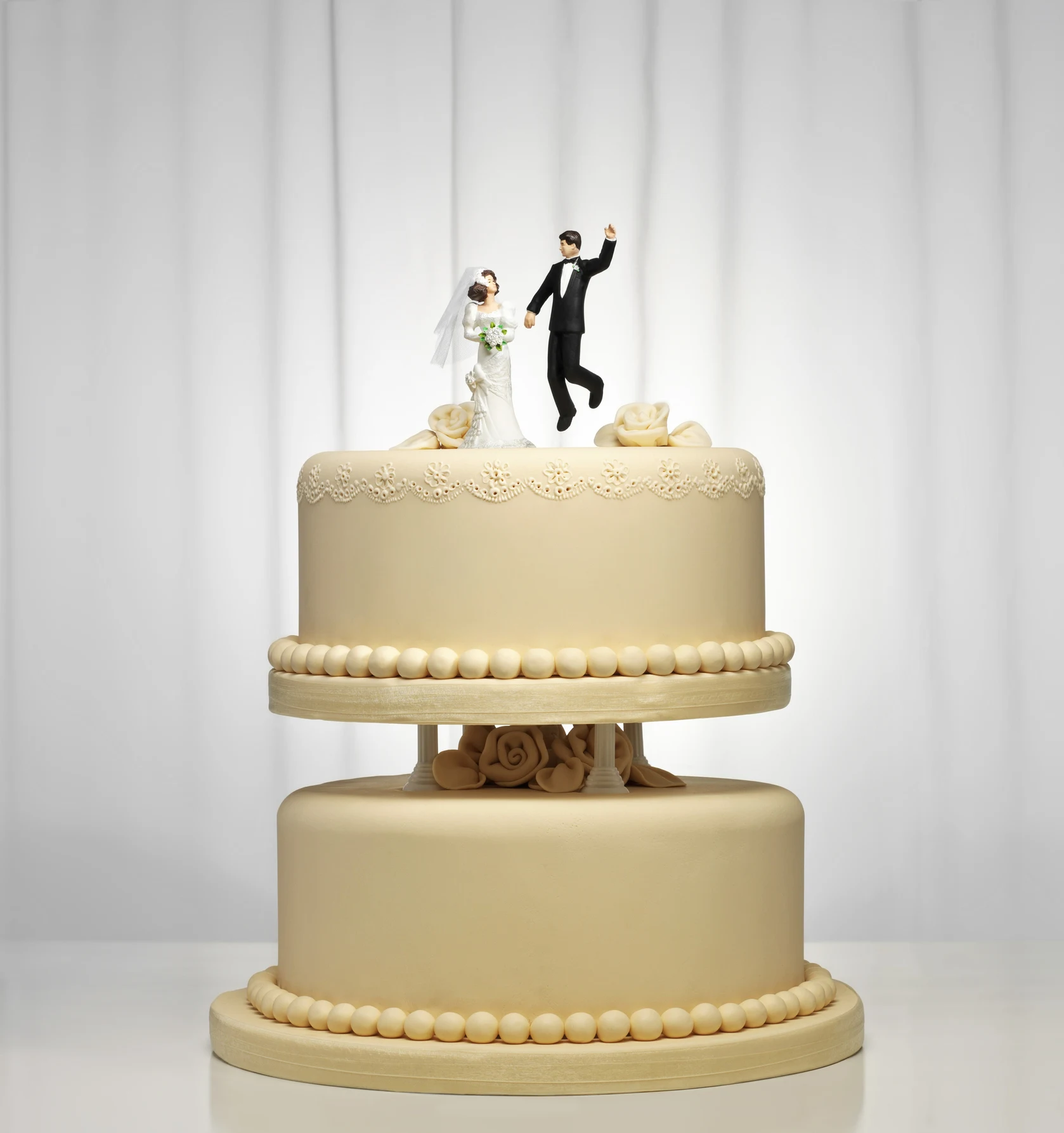 'My fiance's piling on weight ahead of our wedding day'