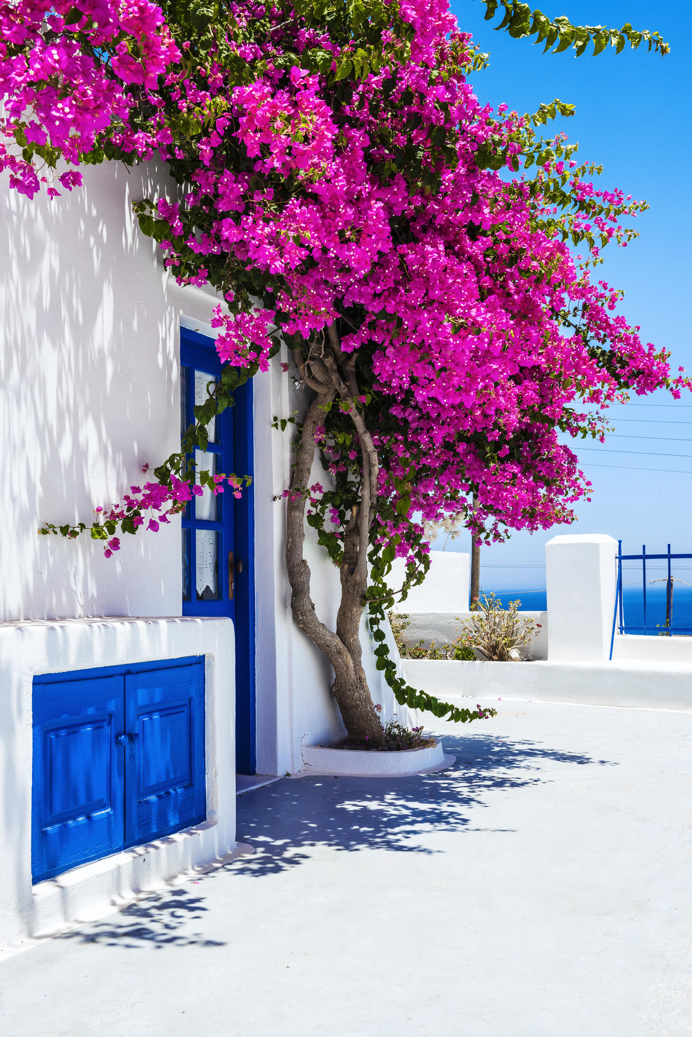 I spend every summer in Santorini, Greece. Here are 10 things I like to do when I want a tourist-free, under-the-radar vacation.