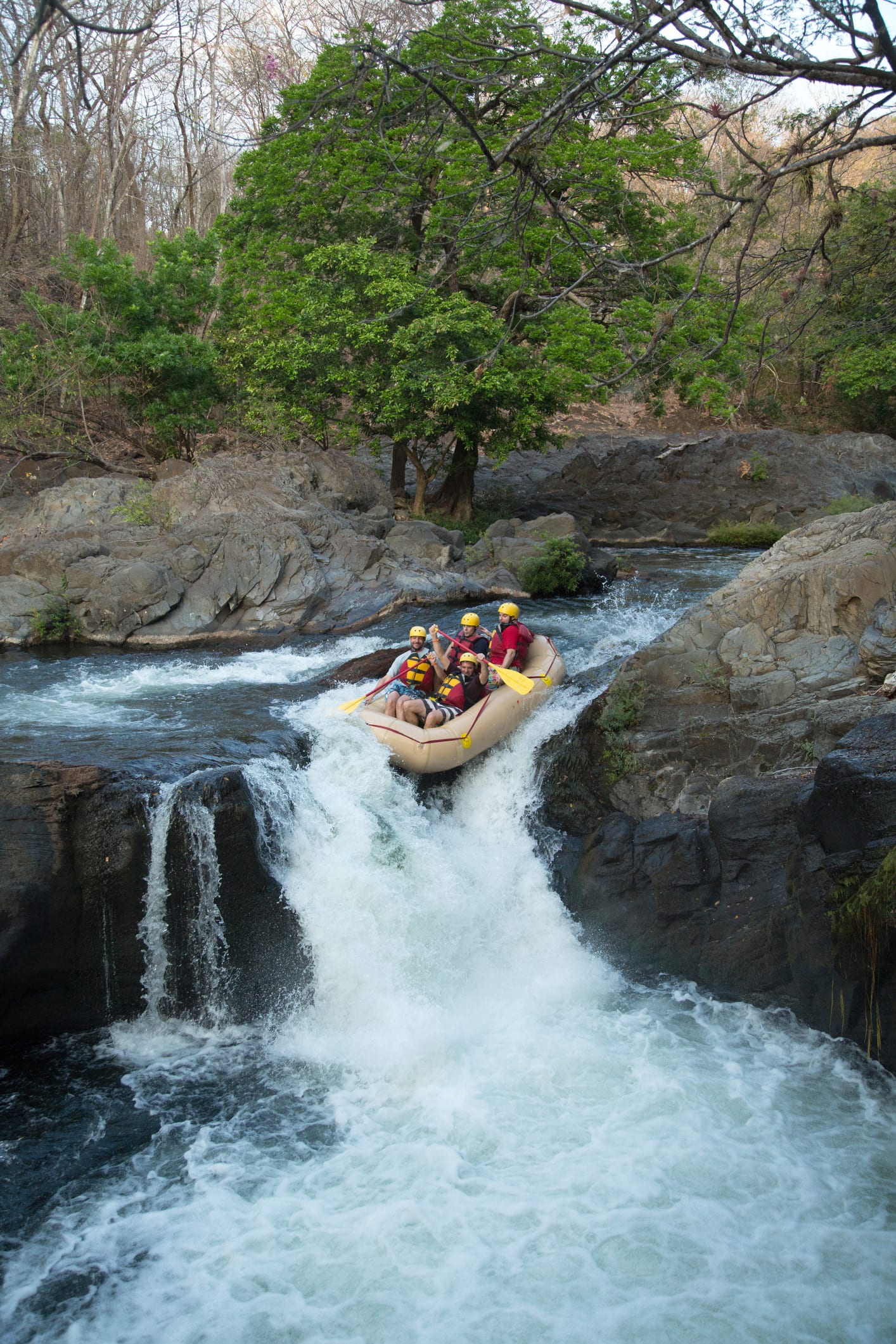Los 6 mejores ríos de España para hacer rafting